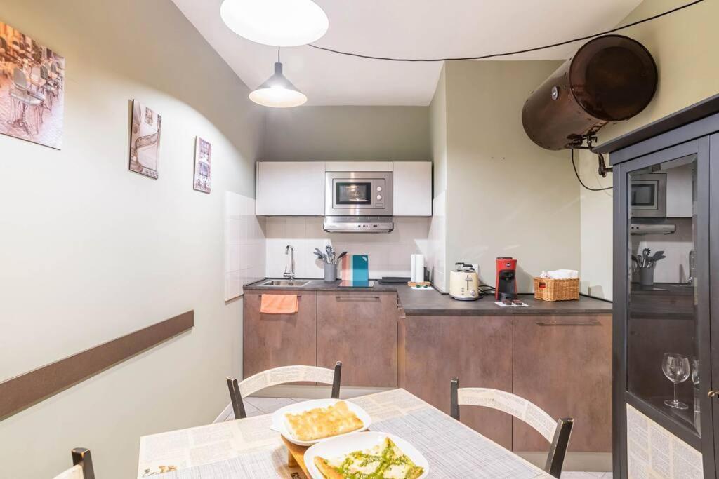 Central, Family-Friendly, Washing Machine, 200M To Aquarium And Metro, 300 Mbps Internet 제노바 외부 사진