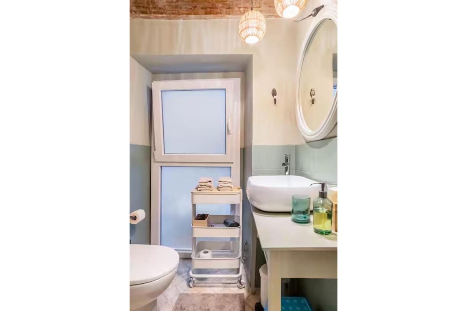 Central, Family-Friendly, Washing Machine, 200M To Aquarium And Metro, 300 Mbps Internet 제노바 외부 사진
